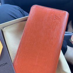 LOUIS VUITTON purse Orange Pimon  Epi Leather Epi Zippy 