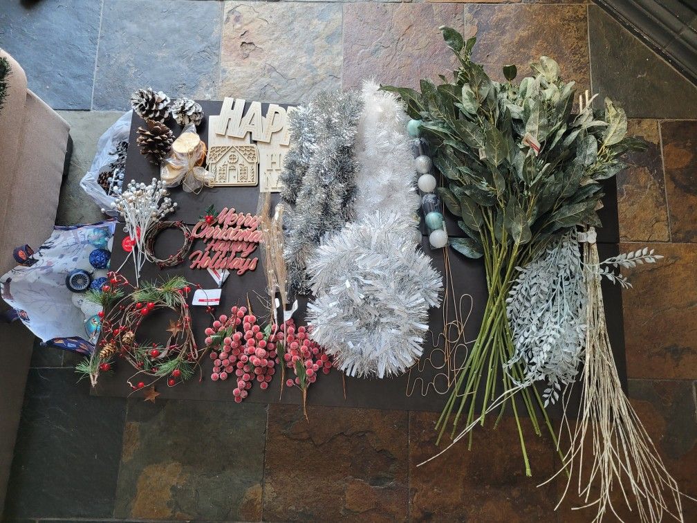 Wreath Making Supplies, Box Of Wreath Bases Included!