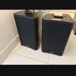 2 QSC K10.2 Powered 10" 2-Way Loudspeaker System With Advanced DSP