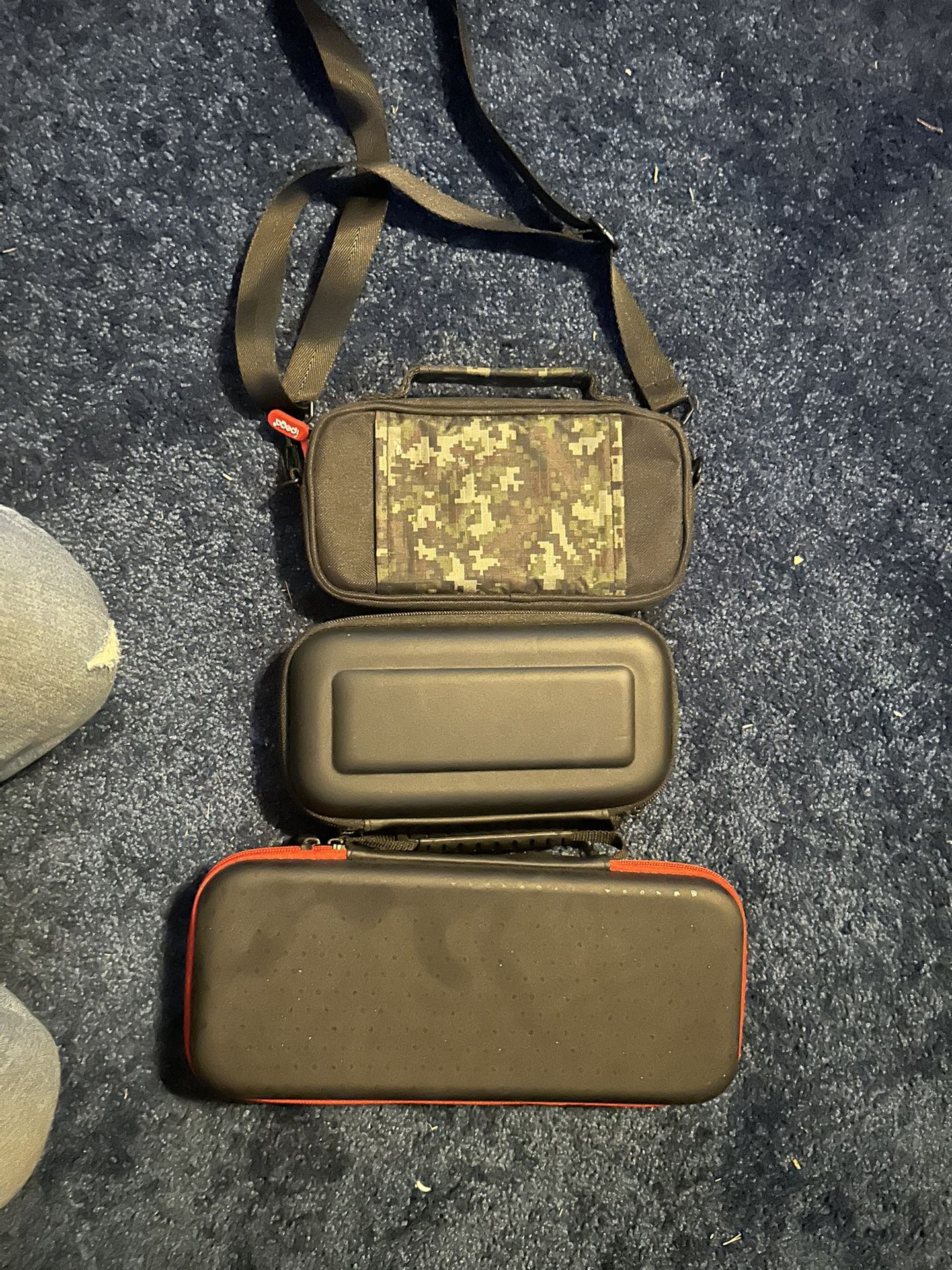 Steam Deck And Switch Lite Travel Bags  And Blue Case  And Red And Black Nintendo Switch 