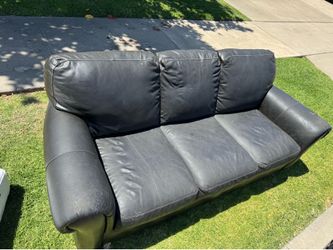 Free couch