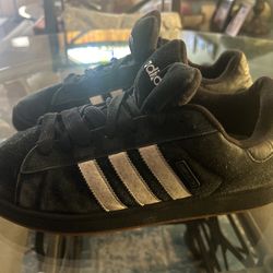 Adidas Low Cut Shoes 12