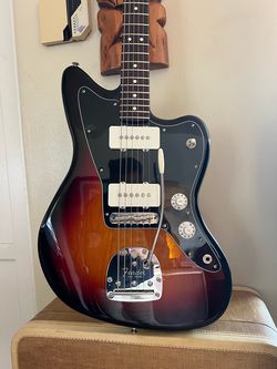 Fender Jazzmaster American Classic w sperzel locking tuners, upgrade pkups