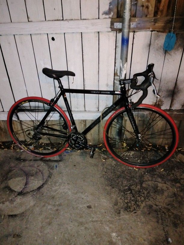 Motobecane Vent Noir Mountain Bike