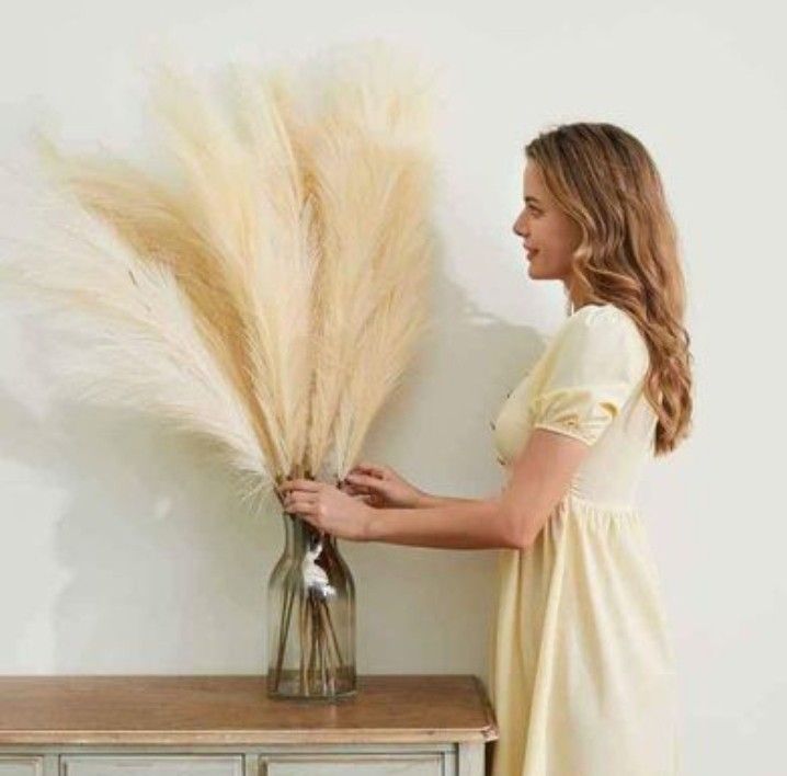 Large Faux Pampas Grass 43"/110CM , 4 PCS Fluffy Artificial Pampas Grass Decor Tall Non-Shedding Dri