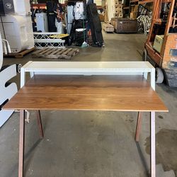 Modern desk