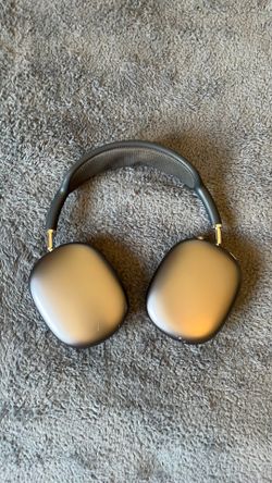 Airpod maxes first gen