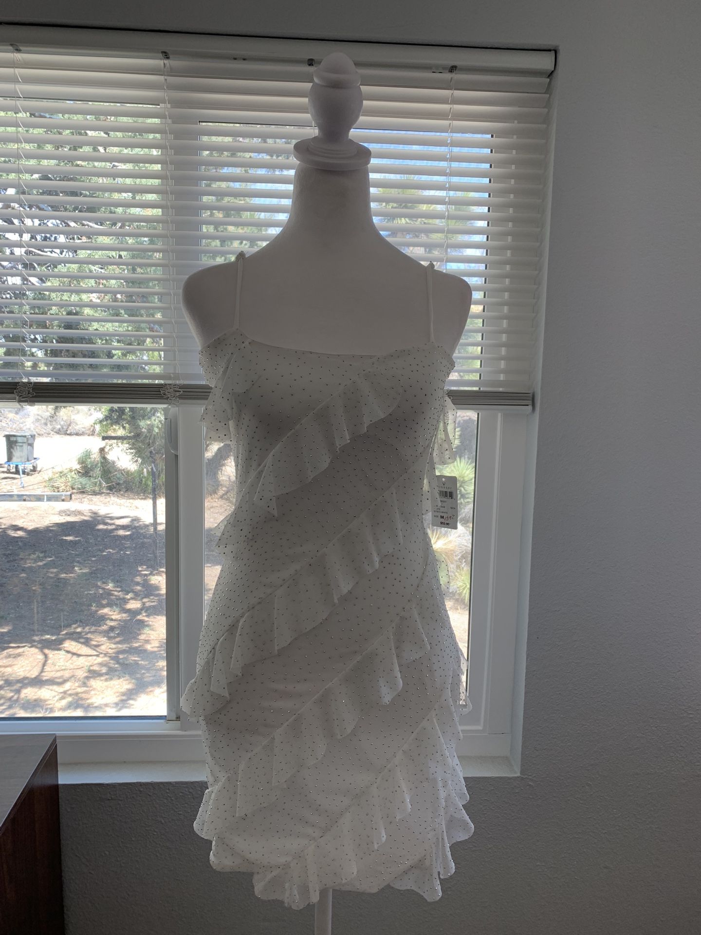 Medium White Sparkly Dress