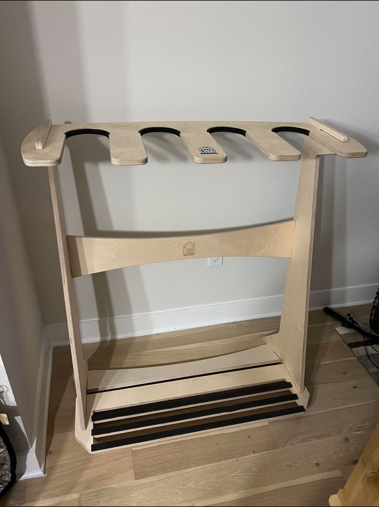 Rack for Surfbord, Snowboard, Skate