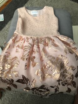 Girls dress 3 $