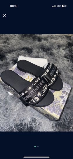 Dior Women Slides / Sandals 
