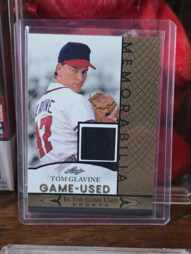 2024 Tom Glavine Leaf In The Game Used Memorabilia Platinum baseball trading card #GUM-137 "GOLD"