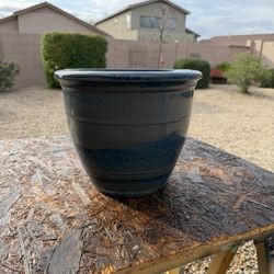 Porcelain Flower Pots 