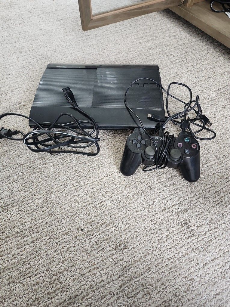 PS3 Super Slim 500 GB