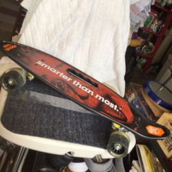 STM Skateboard Smarter Than Most With Light Up Wheels And Handle
