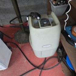 Hot Tub  Barely Used Tub Motor Esc 