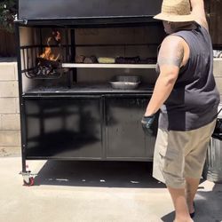 Argentinian Style  BBQ Santa Maria Grill