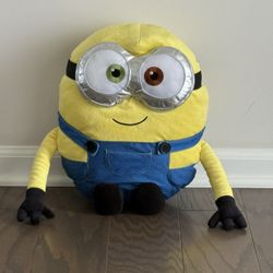 Large Stuff Toy Minnion