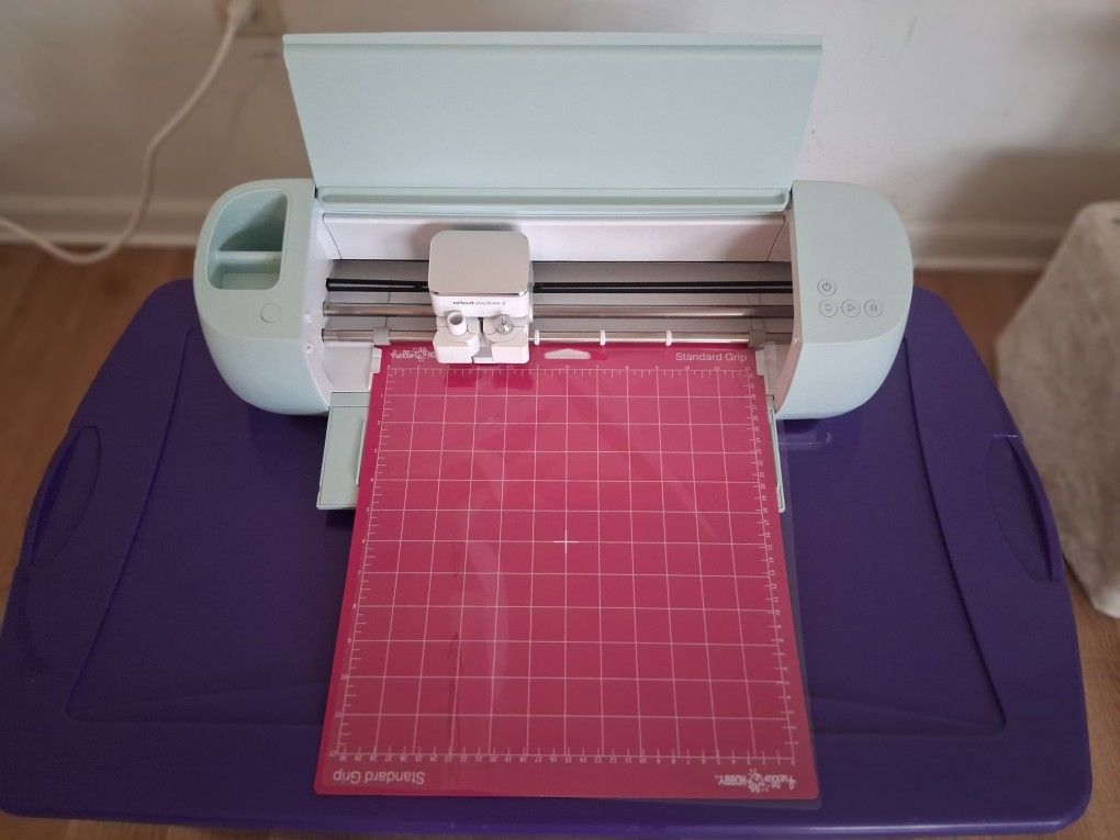 Cricut Explorer 3, Vinyl, & More