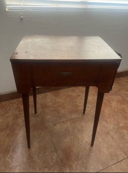 Vintage Singer Sewing Machine