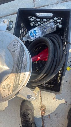 Mobile detailing equipment
