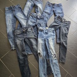 7 Piece Womens Jeans Lot (All Small Sizes) TAKE ALL