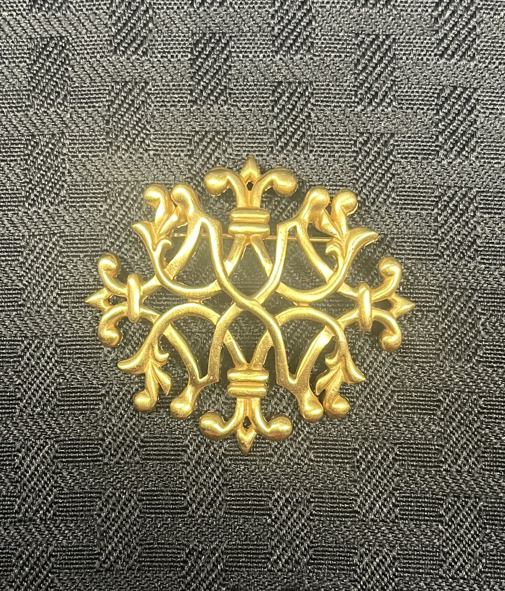 Anne Klein Gold Tone Fleur D'Lis Design Brooch Pin