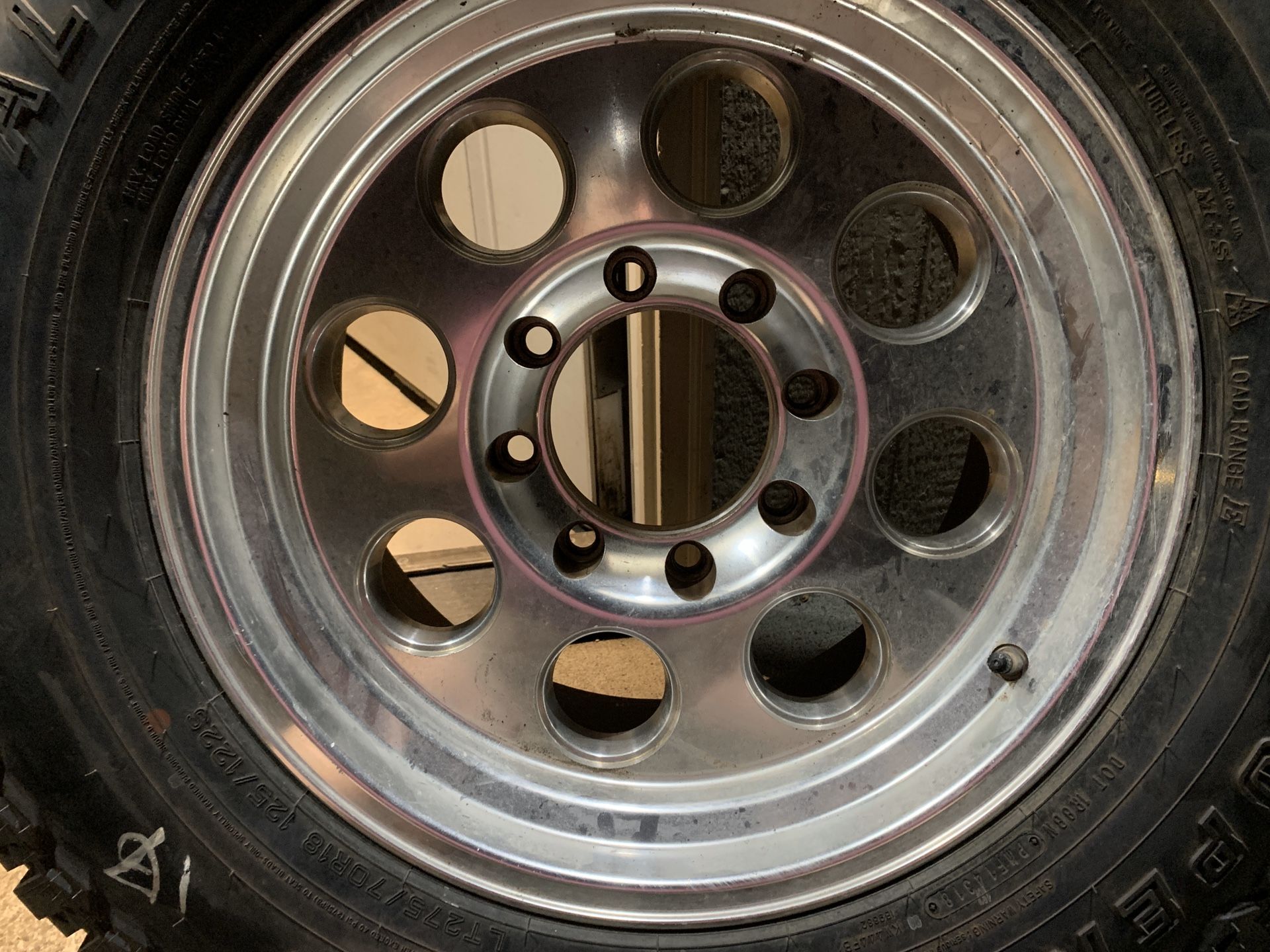 Open Range Les Schwab all terrain tires LT2757018 for Sale in