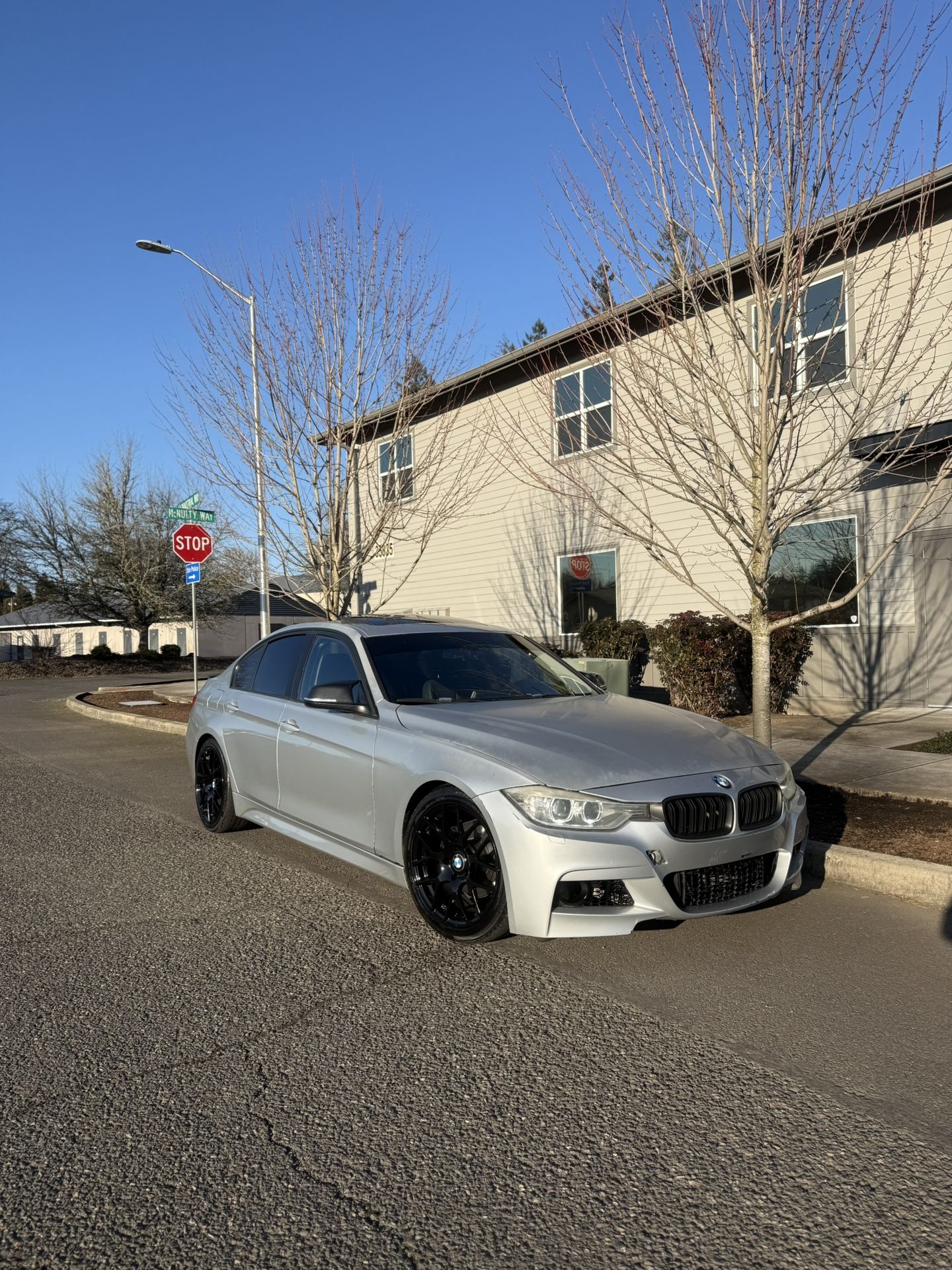 2012 BMW F30 Twin-Power Turbo