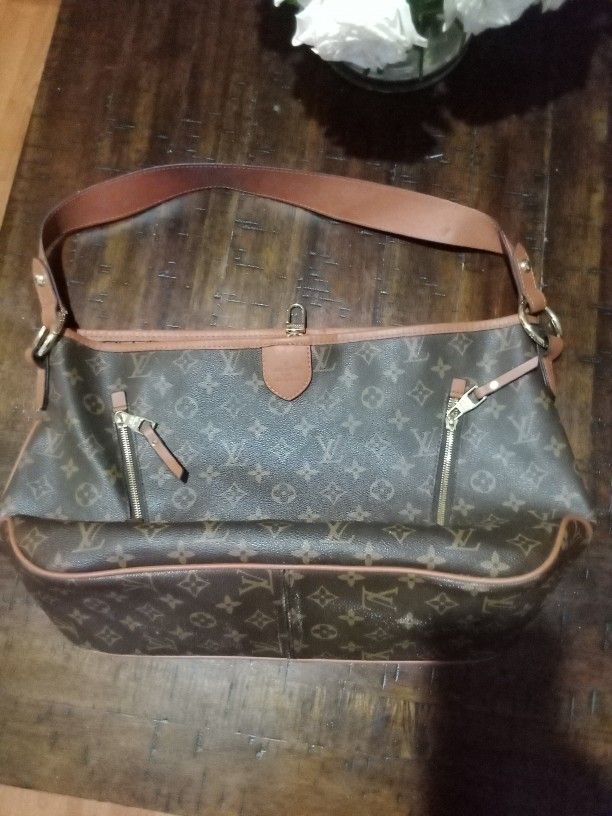 Louis Vuitton Monogram Canvas $500 Obo