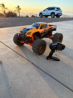 Traxxas xmaxx rtr with batteries
