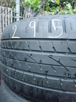295/50R21
