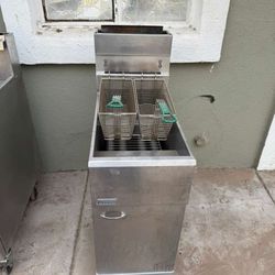 🔥 Propane Gas Commercial Fryer – Ready to Work! 