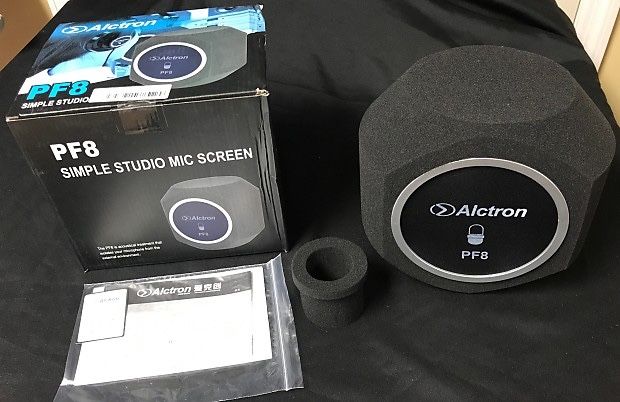 Alctron pf8 (portable vocal booth)
