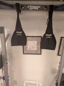Hawk Abs Staps