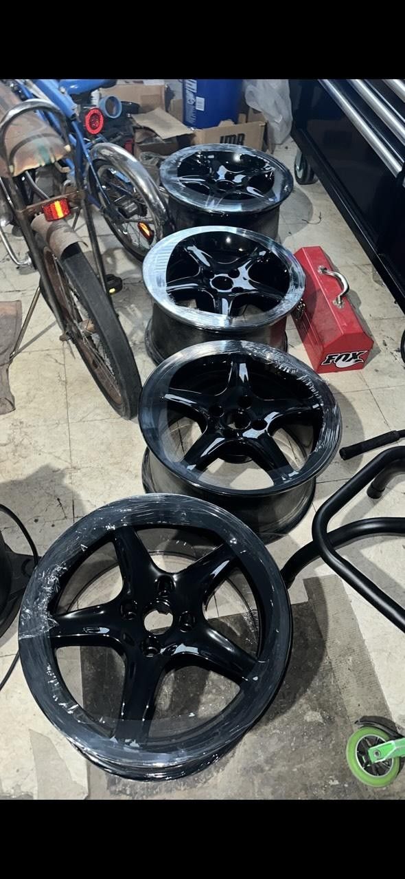 FOX BODY MUSTANG 17" BLACK COBRA R 4 LUG RIMS