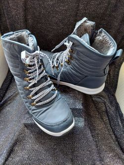 Snow Boots Women Size 8