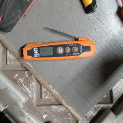 KLEIN  IR07 THERMOMETER 