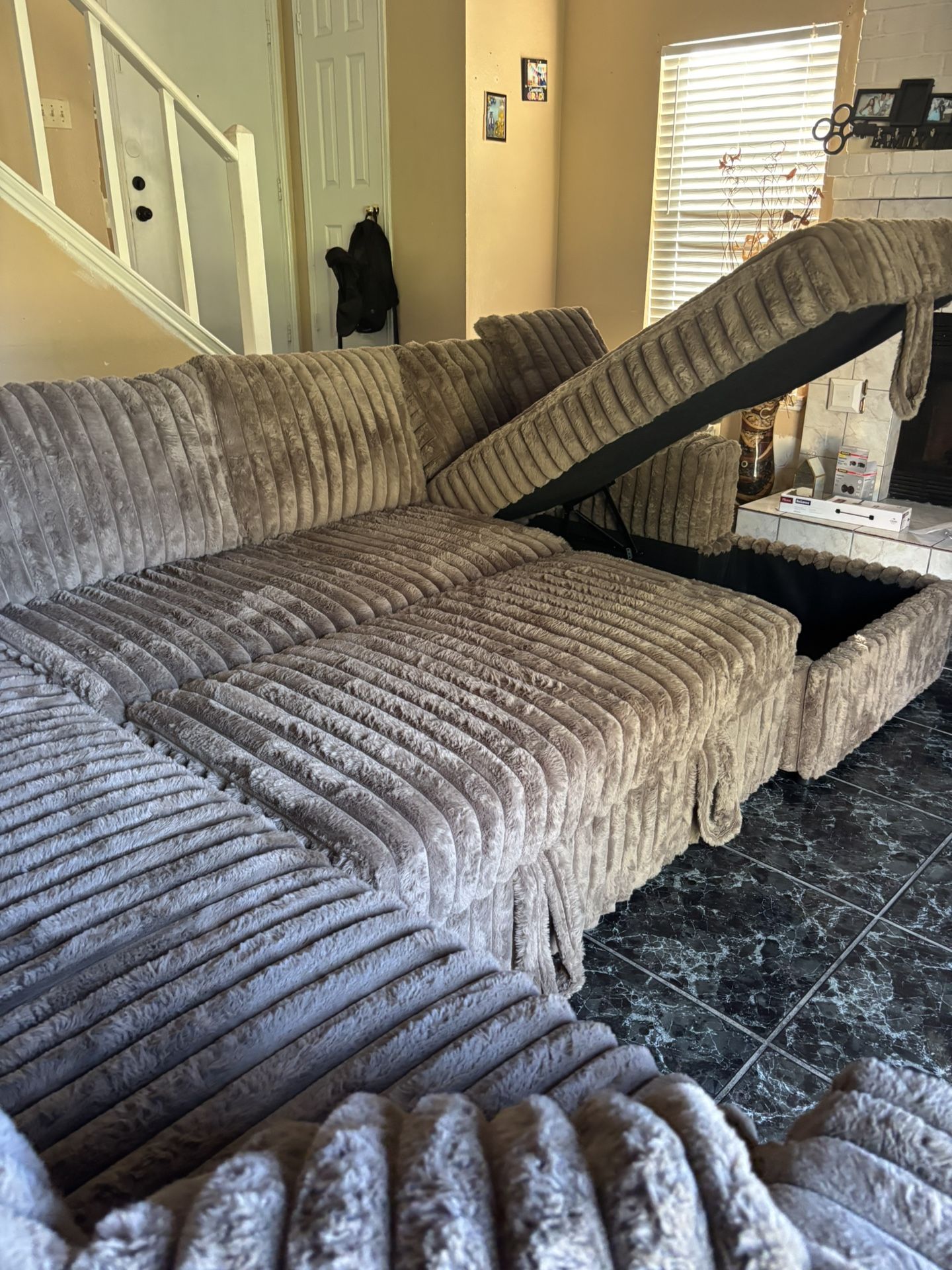 Trendy Mocha Fluffy Sectional Couch With Pull Out Bed & Storage