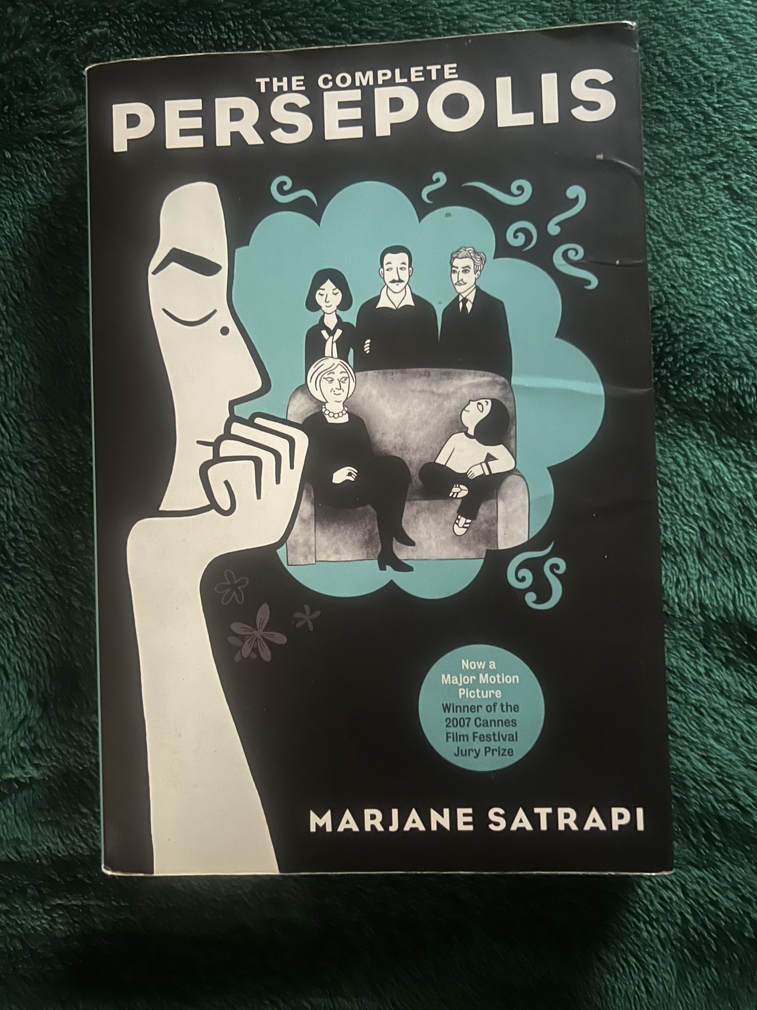The Complete Persepolis - Paperback graphic novel