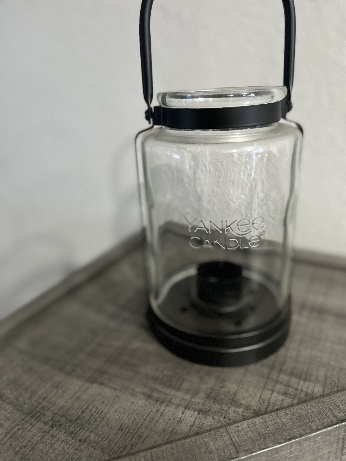 BLACK GLASS YANKEE CANDLE LATERN