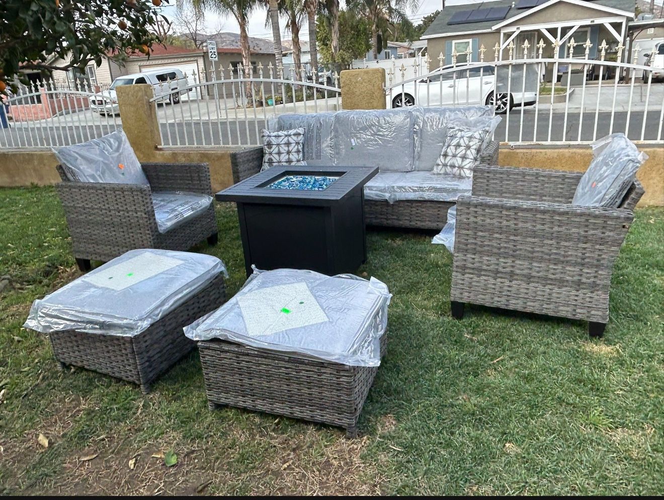 Brand New Patio Outdoor Furniture Set With Fire Pit