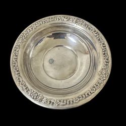 Antique Sheridan Oval  Small Round Silverplate Bowl 6 1/2” Signed And Hallmarked