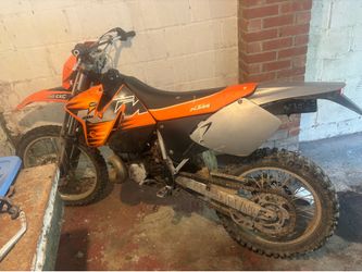 Dirt bike