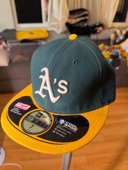 Oakland A's New Era 59Fifty Fitted Hat Size 7