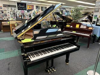 Grand Piano Like New