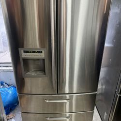 36 Wide Fridge LG 4 Door 