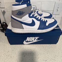 Air Jordan 1 