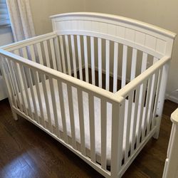 Graco Baby Crib 4-1