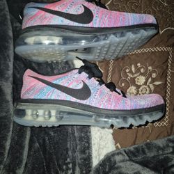 $30.  Nike  Women's Flyknit Max Size5